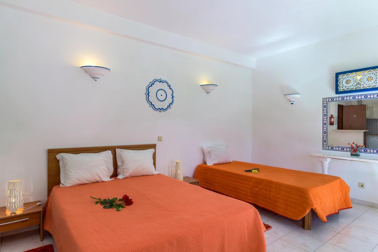 Palm Villa Estudios Lagos Extérieur photo