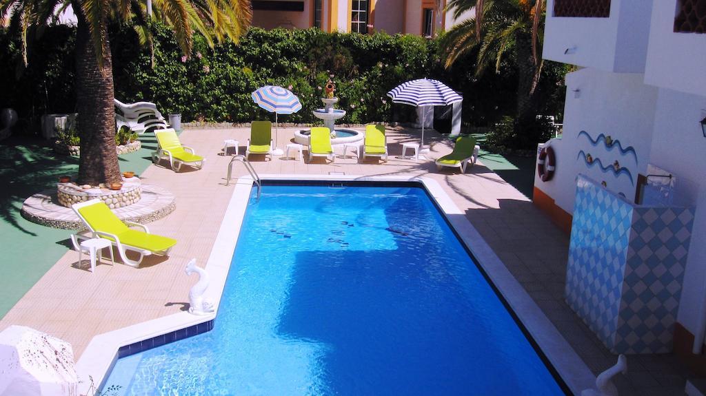 Palm Villa Estudios Lagos Extérieur photo